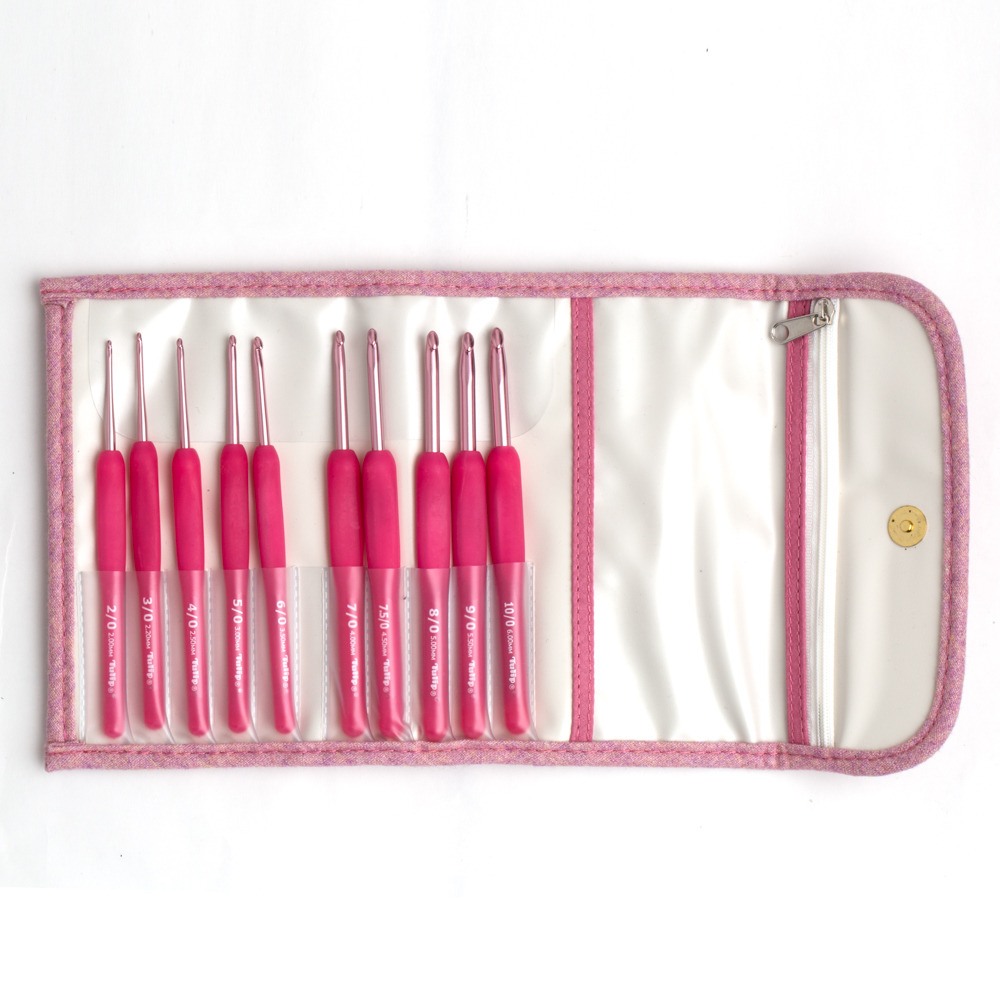 Tulip Pink Etimo Candy Crochet Hook Set - Sizes 2 to 10